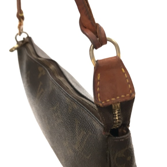 Louis Vuitton Pochette Accessoire Canvas Monogram Handbag Brown - Picture 10 of 12